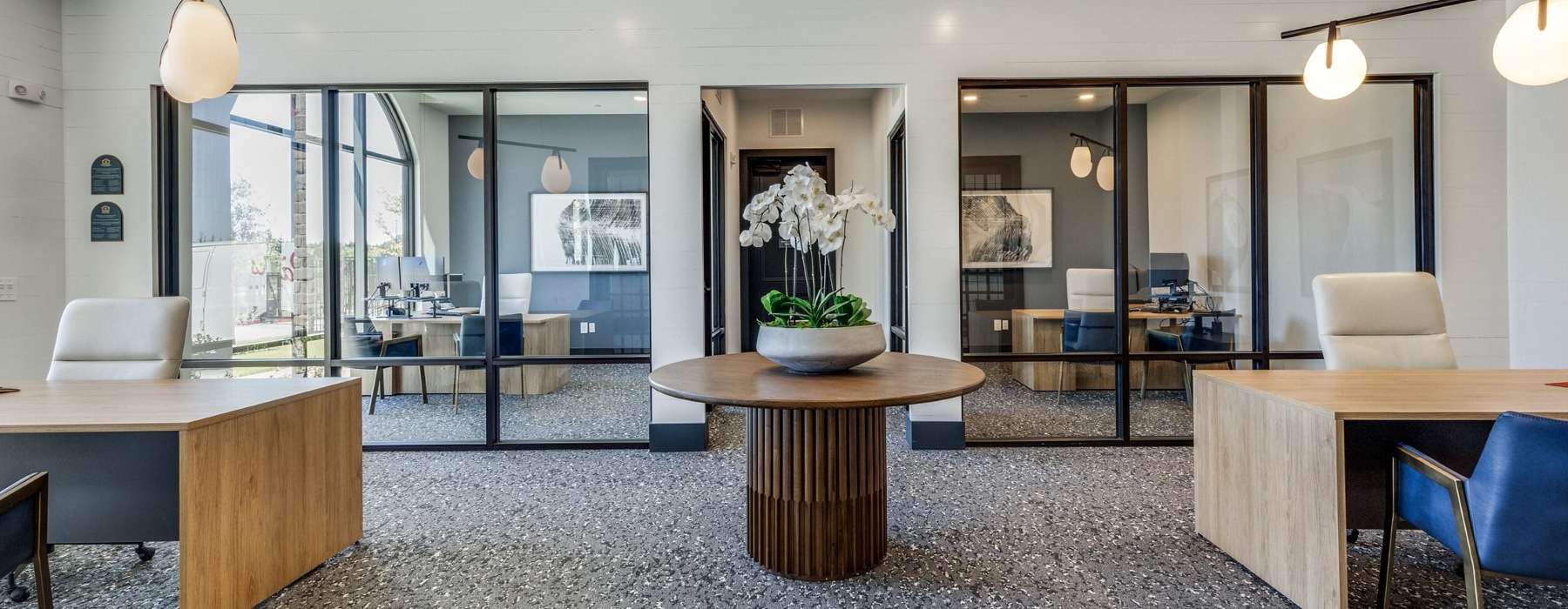 Large private working area